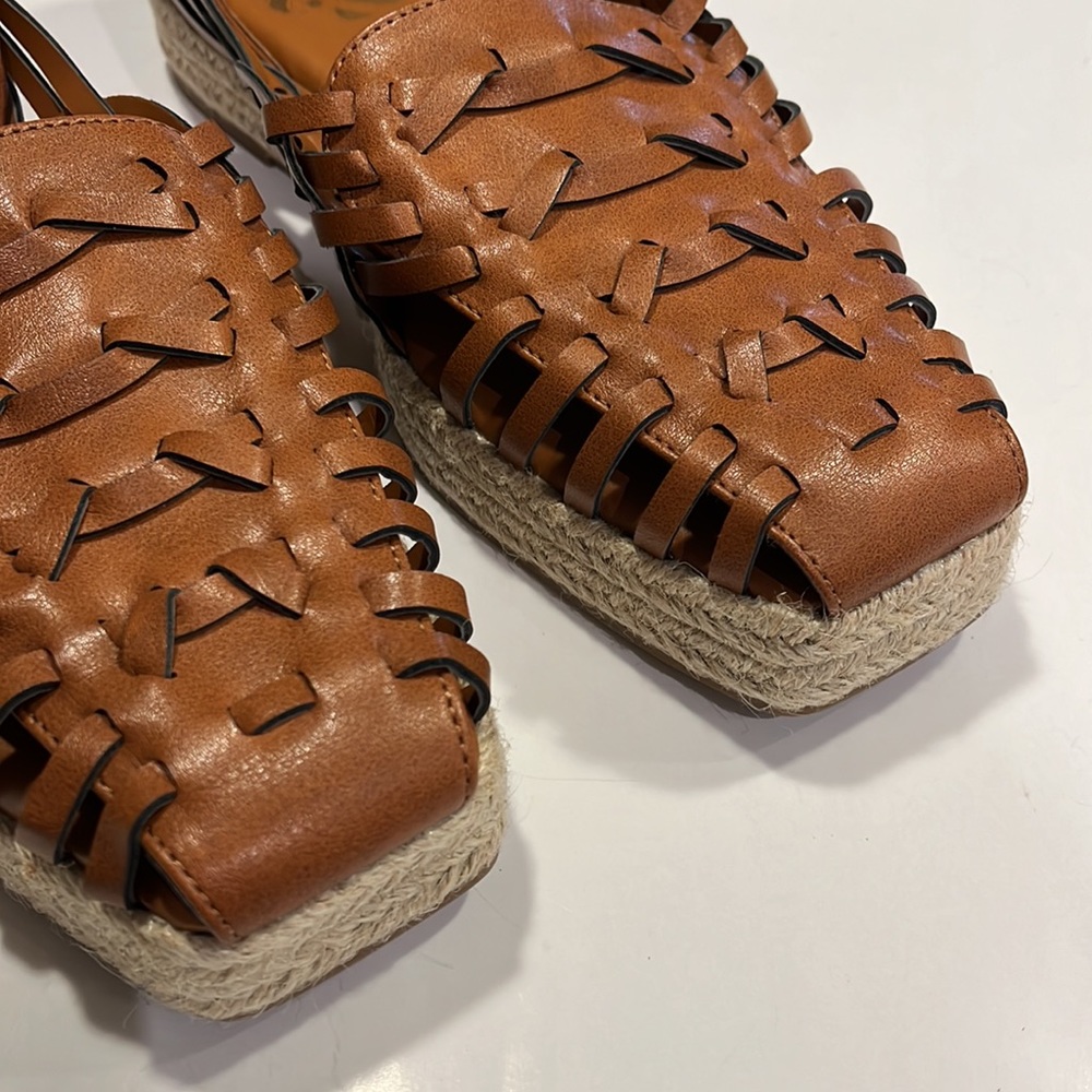 Sam & Libby NWOT huarache sandals sz 8 1/2 - Picture 5 of 9